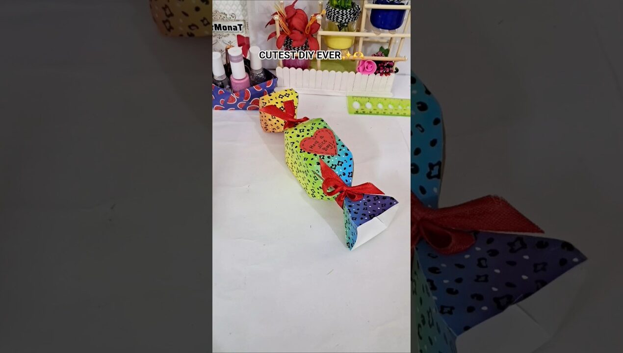 Don't Buy Gift bag. 🎀 Make this instead #craft #shorts #homemadepapercraft