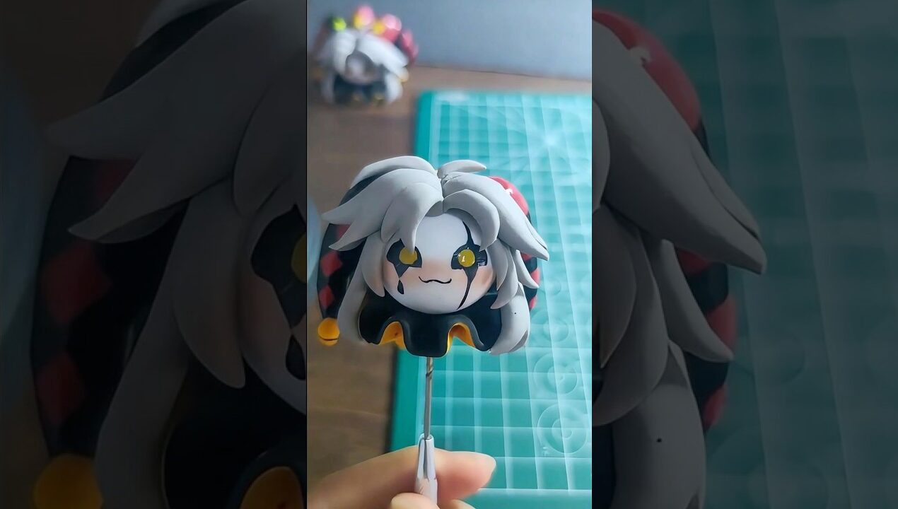 DIY Chibi Pierrot Clay Tutorial (2/2) | The Freak Circus Clay Art | PicoDIY