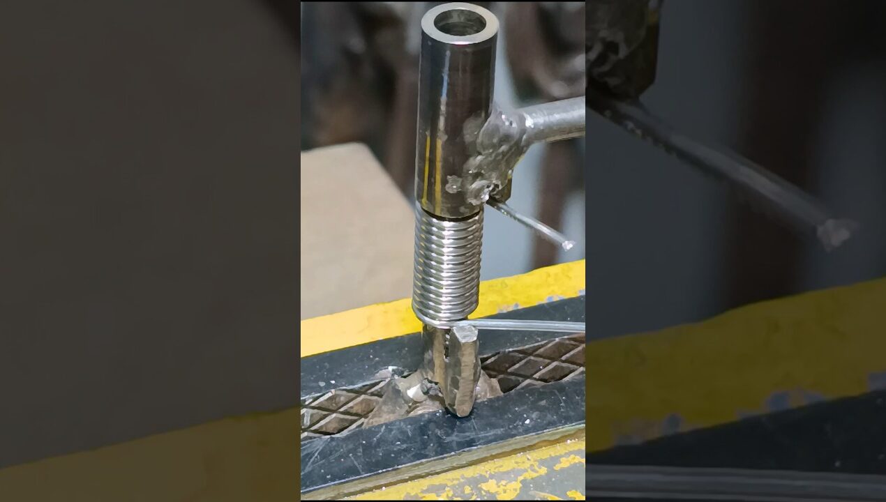 making creations from stainless steel wire #diy #crafts #ideas