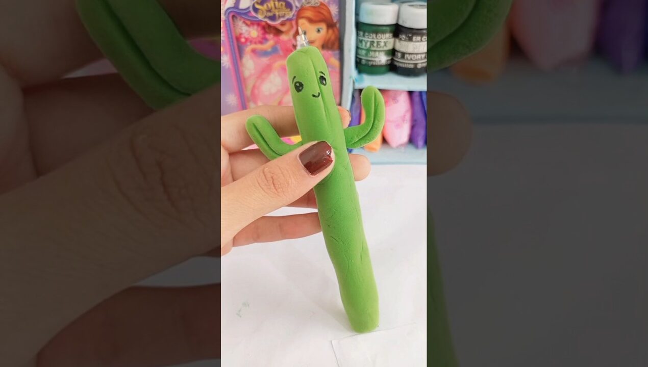 DIY Cute clay cactus pen😱💕 #shorts #youtubeshorts #diy#ideas #clay#miniature #aesthetic #trending