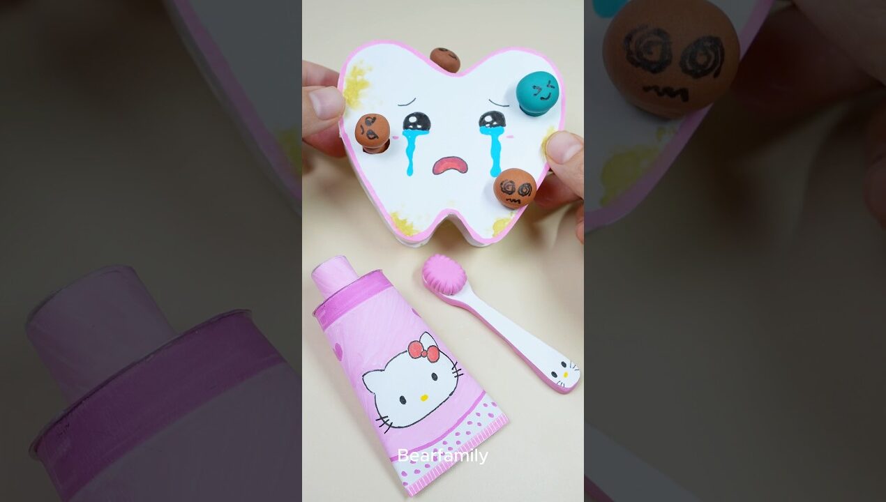 Making a Cute Tooth + Hello Kitty Toothbrush & Toothpaste | Clay DIY Paper Craft| BearFamily #shorts