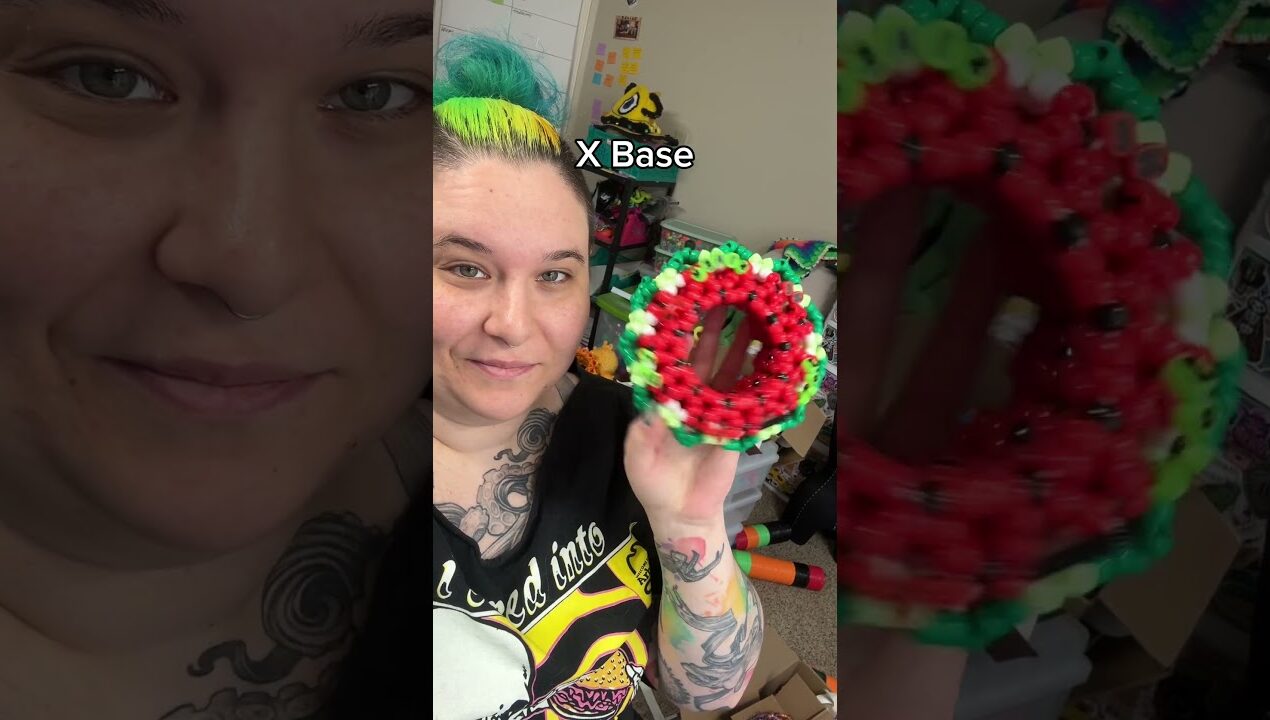 guess what my favorite #kandi to make is 😀 #plur #diy