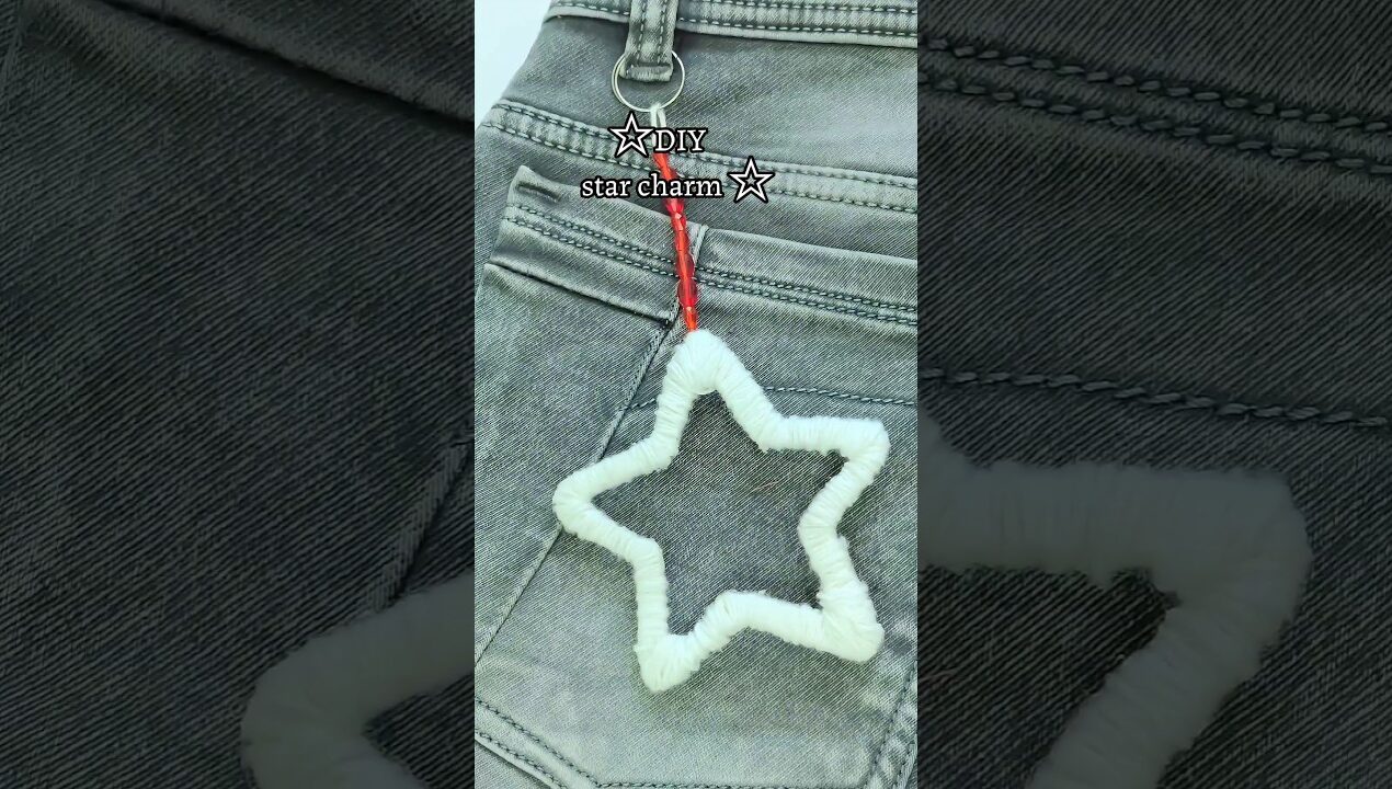 Turn Yarn into the Perfect Bag Charm! 🎀 #DIY#aesthetic #charm #keychain #craft #youtubeshorts