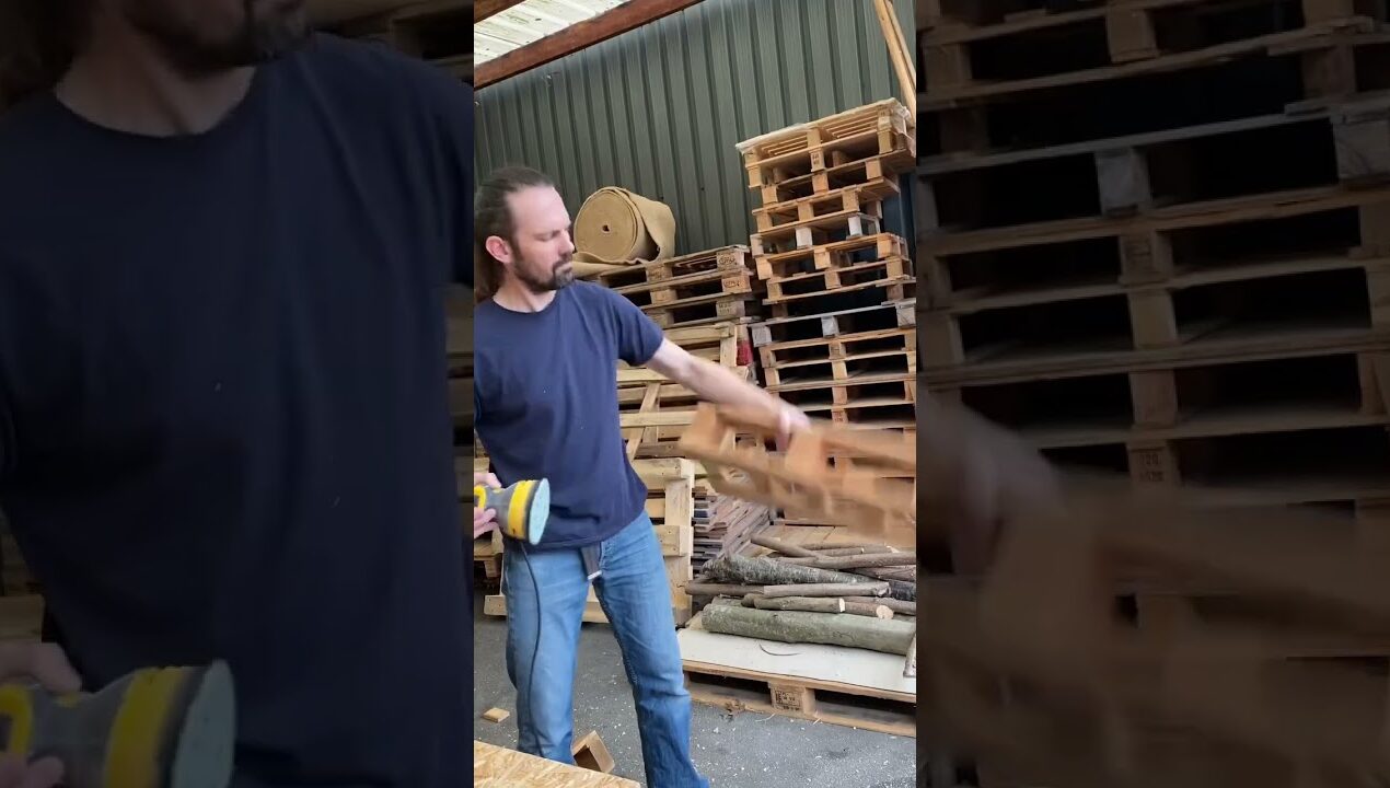 I built a shoes stand with just a pallet #diy #woodworking #shoes