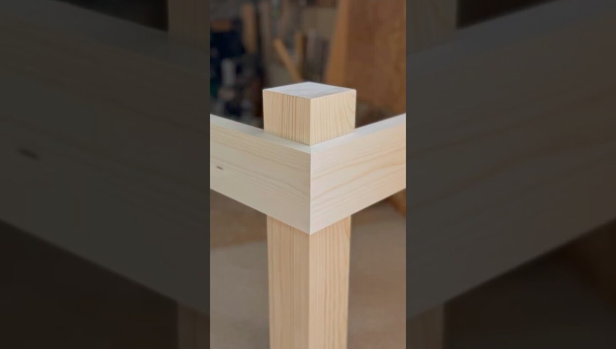 How Does This Corner Joint Lock? #shorts #woodworking #diy