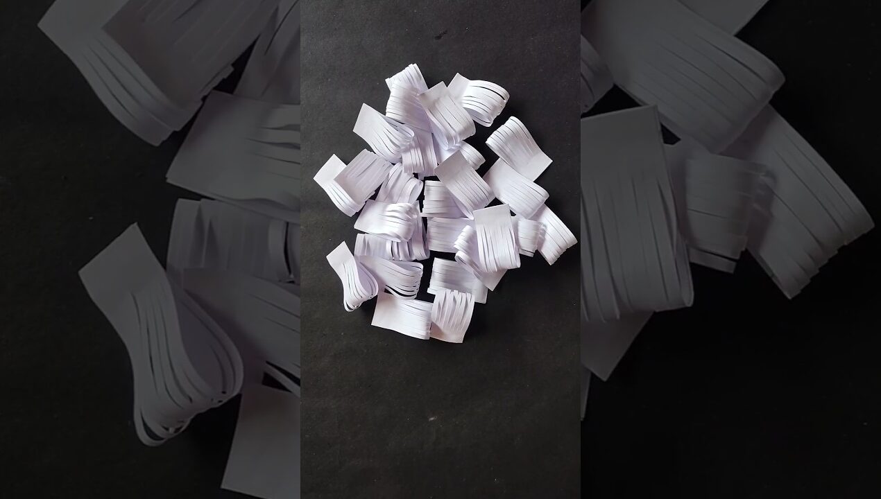 Beautiful wall hanging paper craft ideas #diy #homedecor #craft #ytshorts