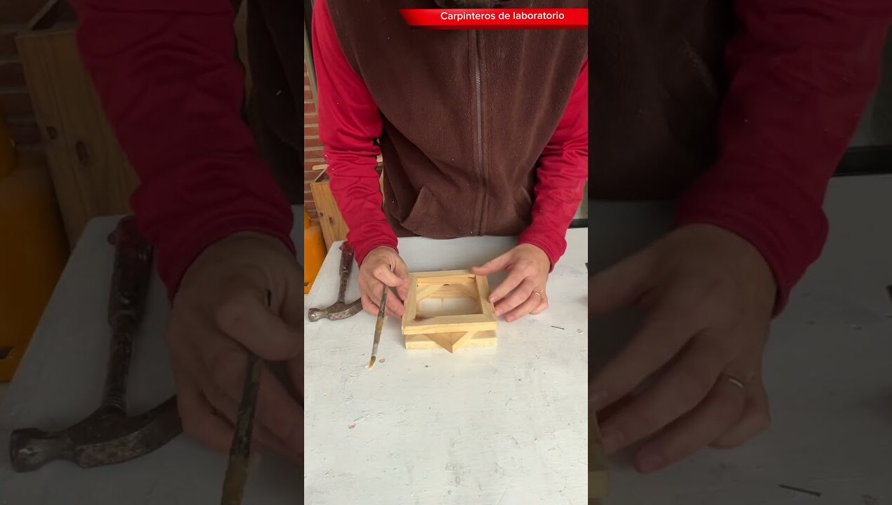 Como haces una lámpara/ velador con una tabla de pallet #dyi #carpinteria  #emprendedores
