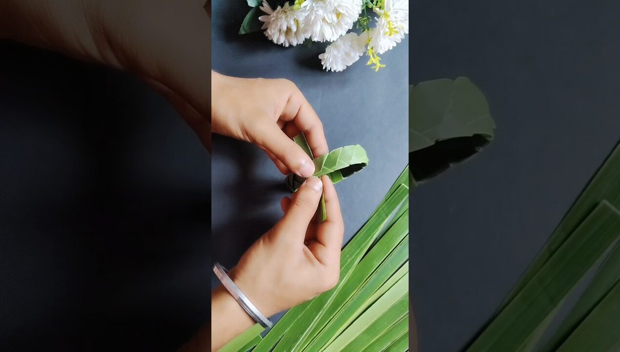 DIY Cute Bracelet From Coconut Leaves || Beautiful Easy Craft Ideas