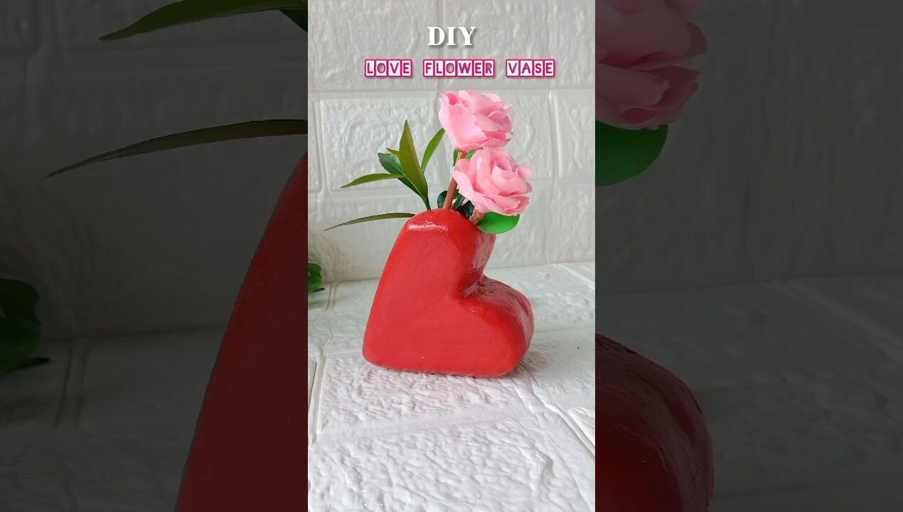 DIY flower vase ❤️🌷#shorts #viralvideo #shortsfeed #youtubeshorts #diy #flowers #minivlog #love