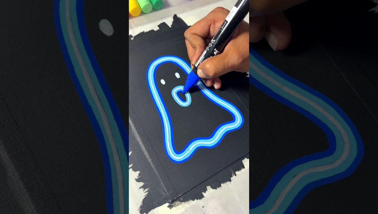 DIY Halloween Ghost with Acrylic Marker👻  #diy #halloween #spookyseason #homedecor #halloweendecor