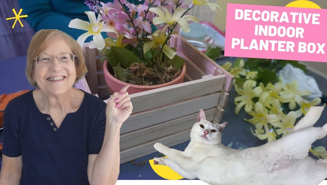 DIY planter ideas using miniature pallets #short #homedecor #plants