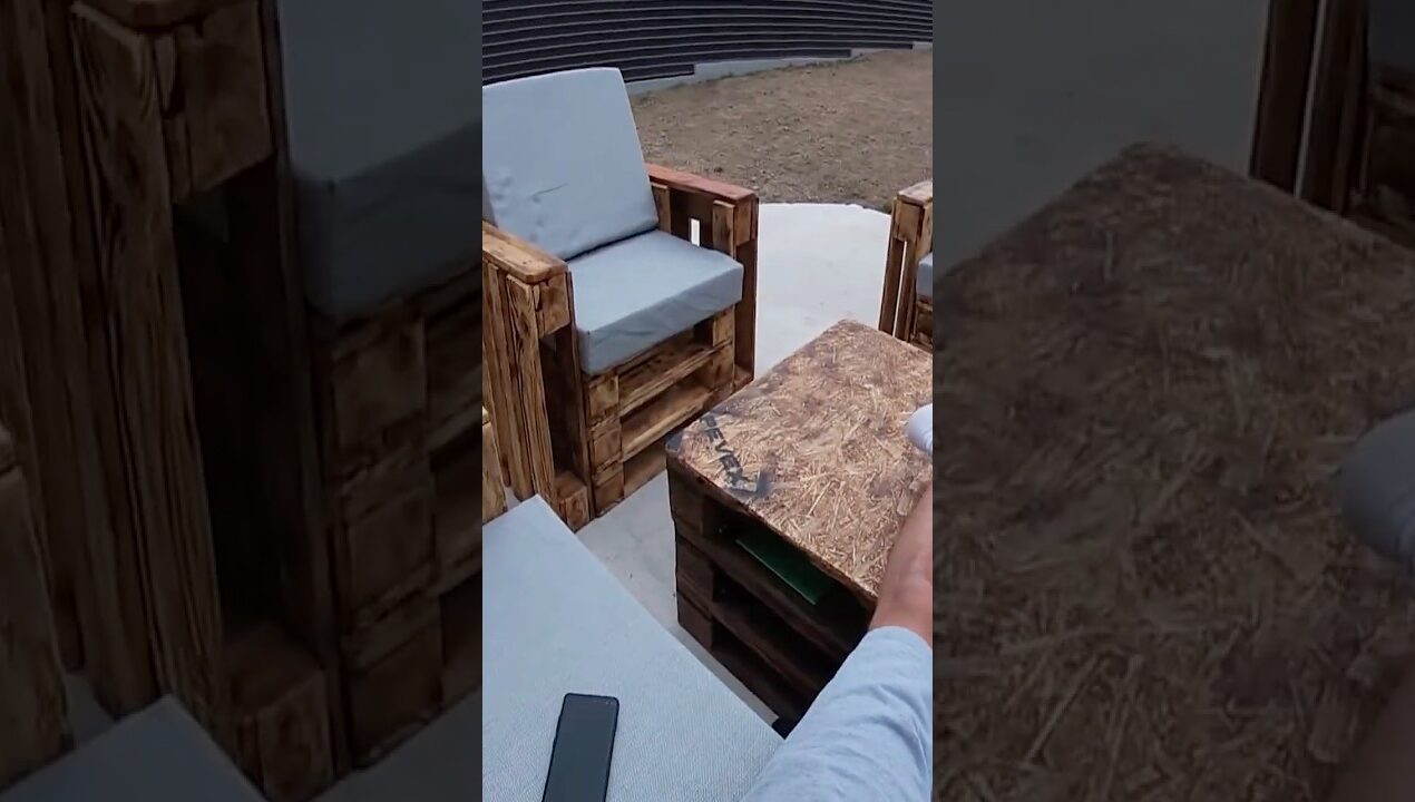 Homemade Garden Furniture From Pallets #DIY #Crafts #LifeHacks #Handmade #RecyclingIdeas #DIYShorts