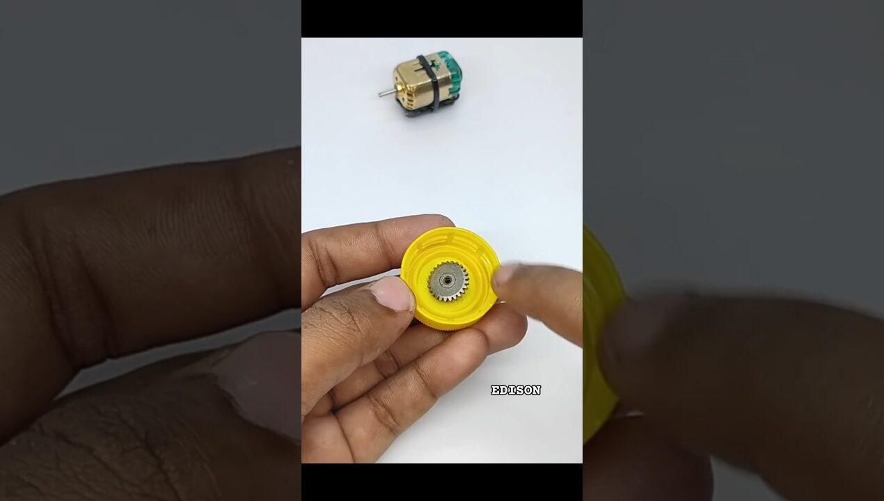 Amazing DIY knife sharpener |अद्भुत खुद से बनाया हुआ चाकू तेज़ करने वाला यंत्र |#diy #shorts #viral