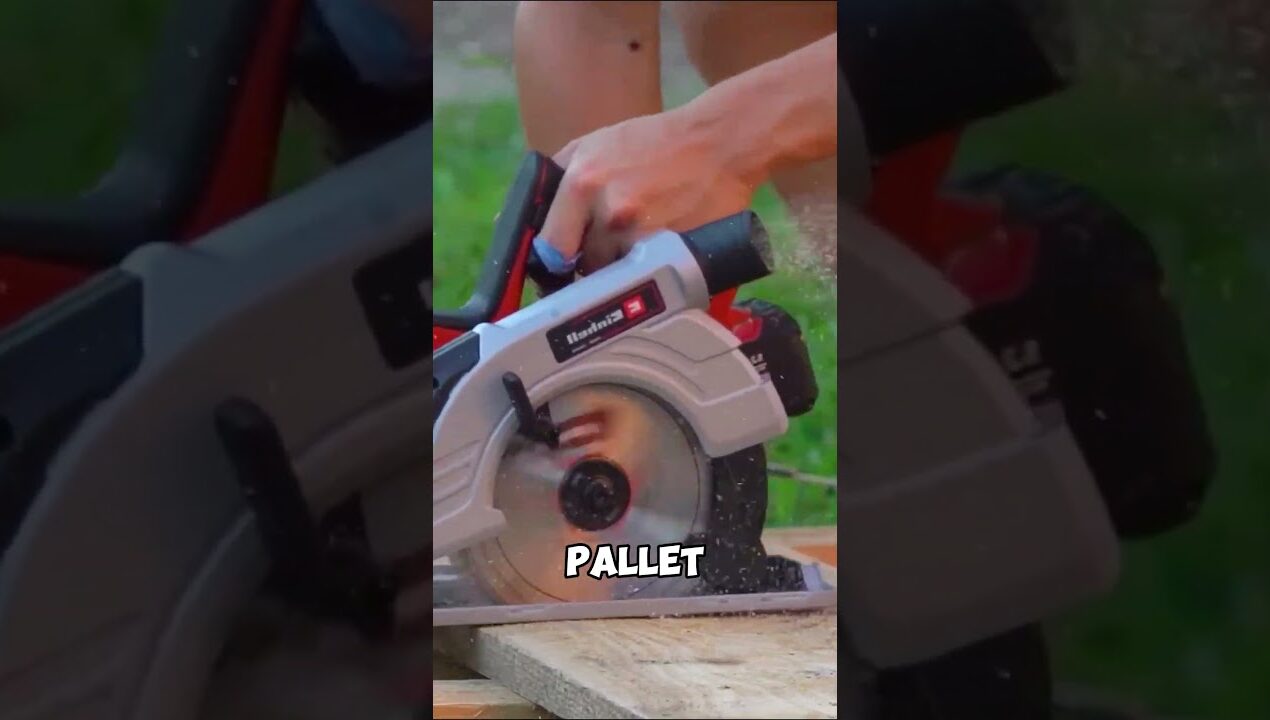 Homeowner builds STUNNING at home DIY using free wooden pallets