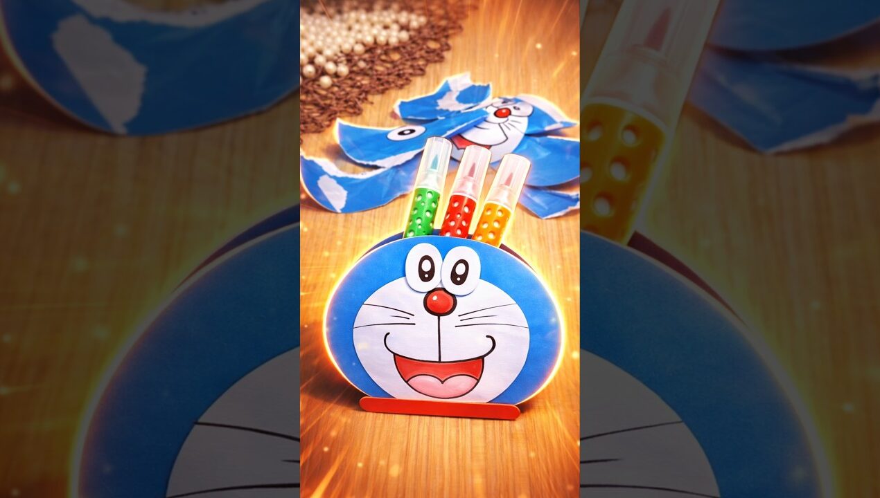 doraemon paper craft ideas/ cartoon pen holder craft #craft #papercraft #kids #shorts #viral #yt