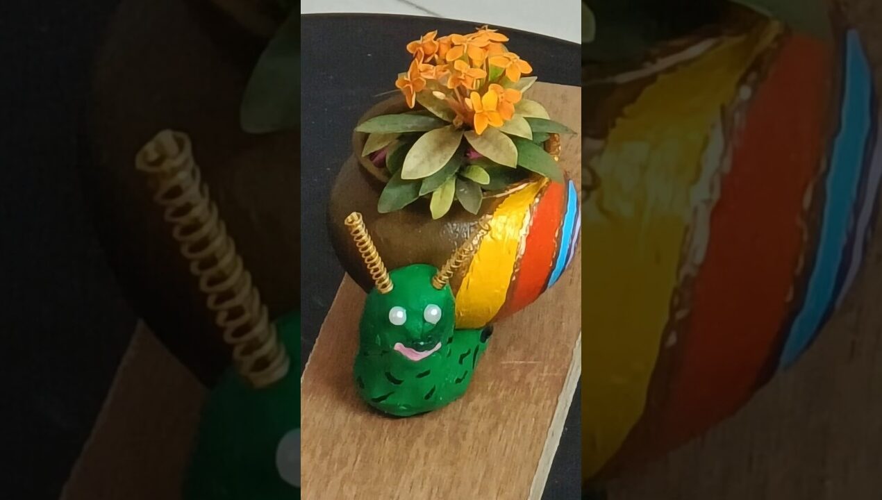 DIY Clay Snail Flower Pot 🐌 | Cute Garden Decor Idea #shorts  #art #diy