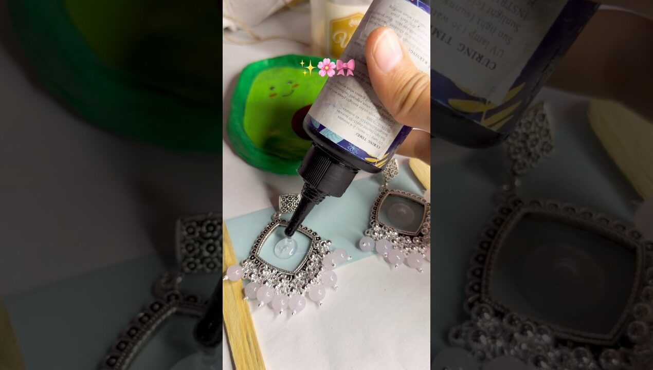 ✨DIY Resin jhumka😍🎀#viral#art#diy#subscribe#trending#shorts#mustwatch#resin#jhumka#rose#love#yt