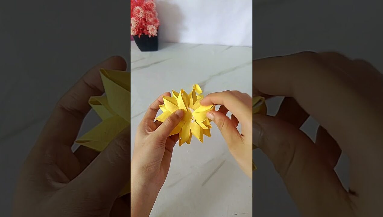Paper se Sunflower #shorts #craft #diy #paper #papercraft #handcraft #handmade