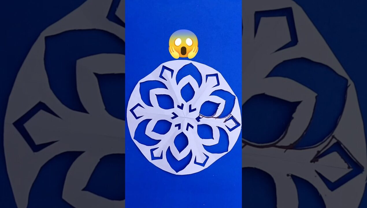 😱How To make this#shorts #youtubeshorts#ytshorts #trending#viral#snowflakes #papercraft#diy#art