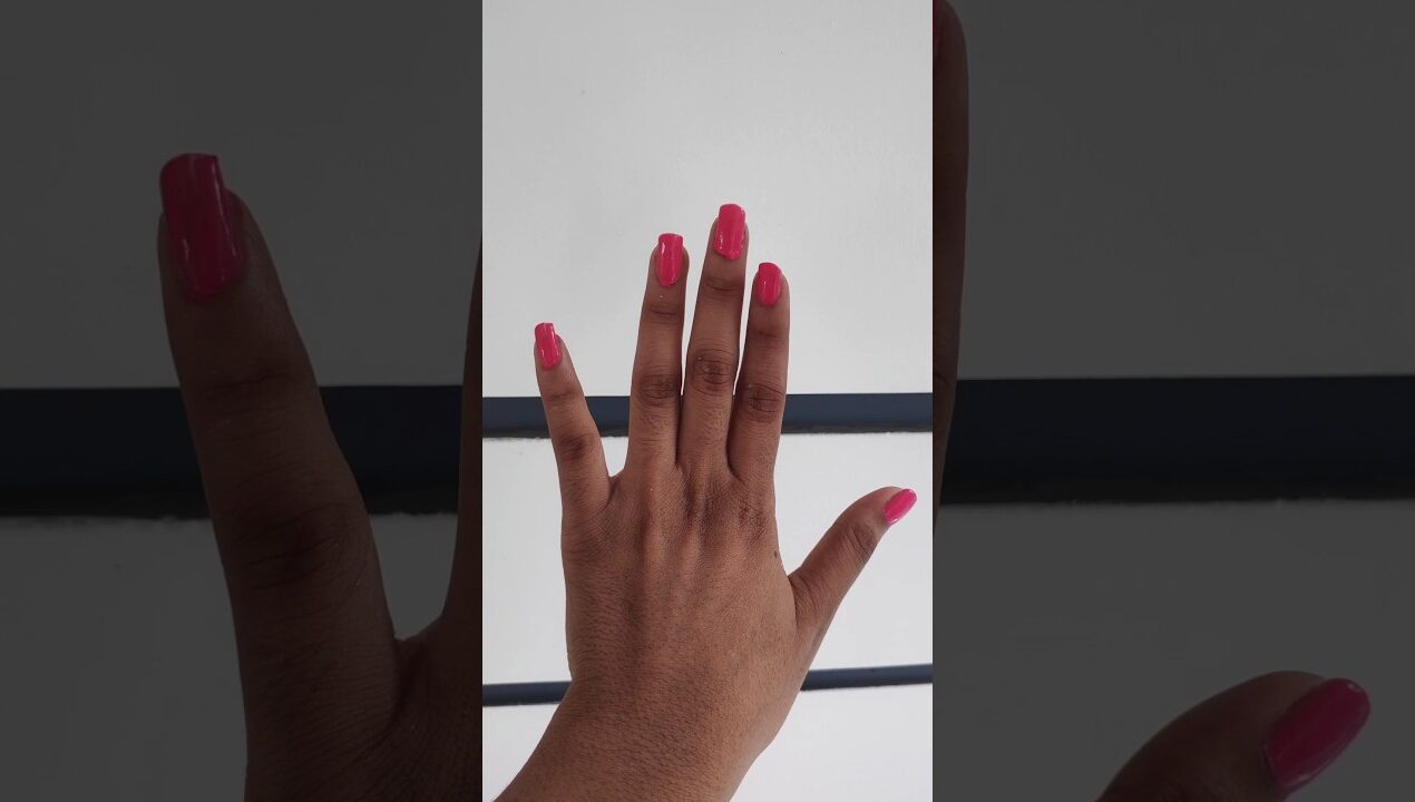 വീണ്ടും ഒരു nail polish 🥲 #diy #malayalam #youtubeshorts #diyideas #painting #artandcraft #craft