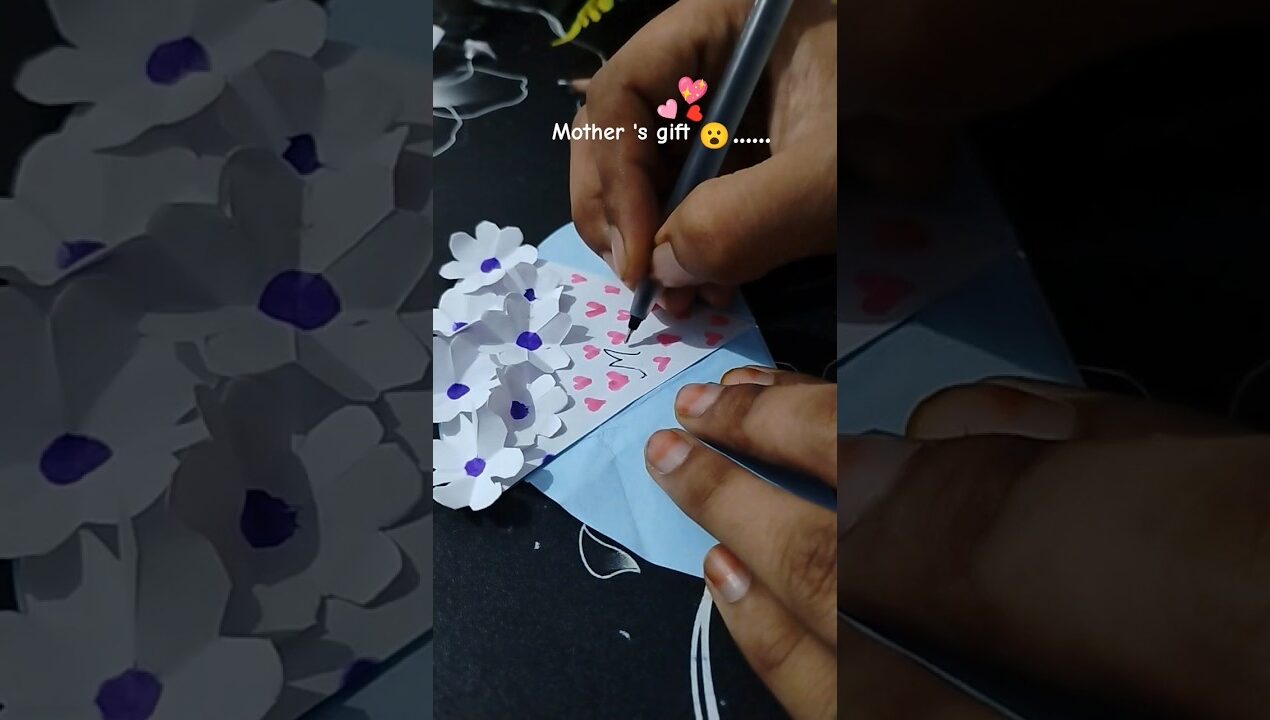 subscribe for more 😲😨#diy #craft #papercraft #bestoutofwaste