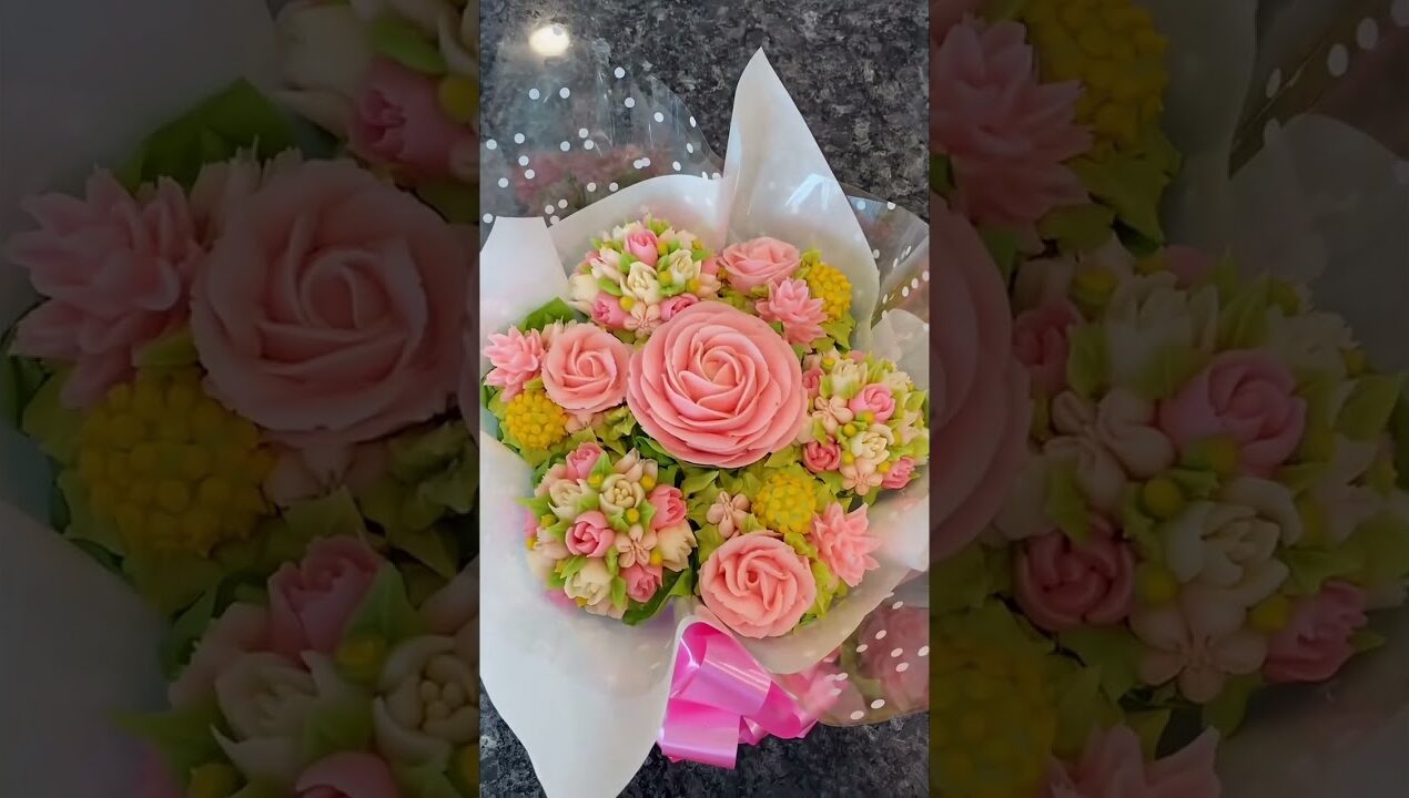 婚禮花束首選！超精緻的花束蛋糕，高級感拉滿 #花束蛋糕 #婚禮必備 #紙杯蛋糕diy #裱花蛋糕