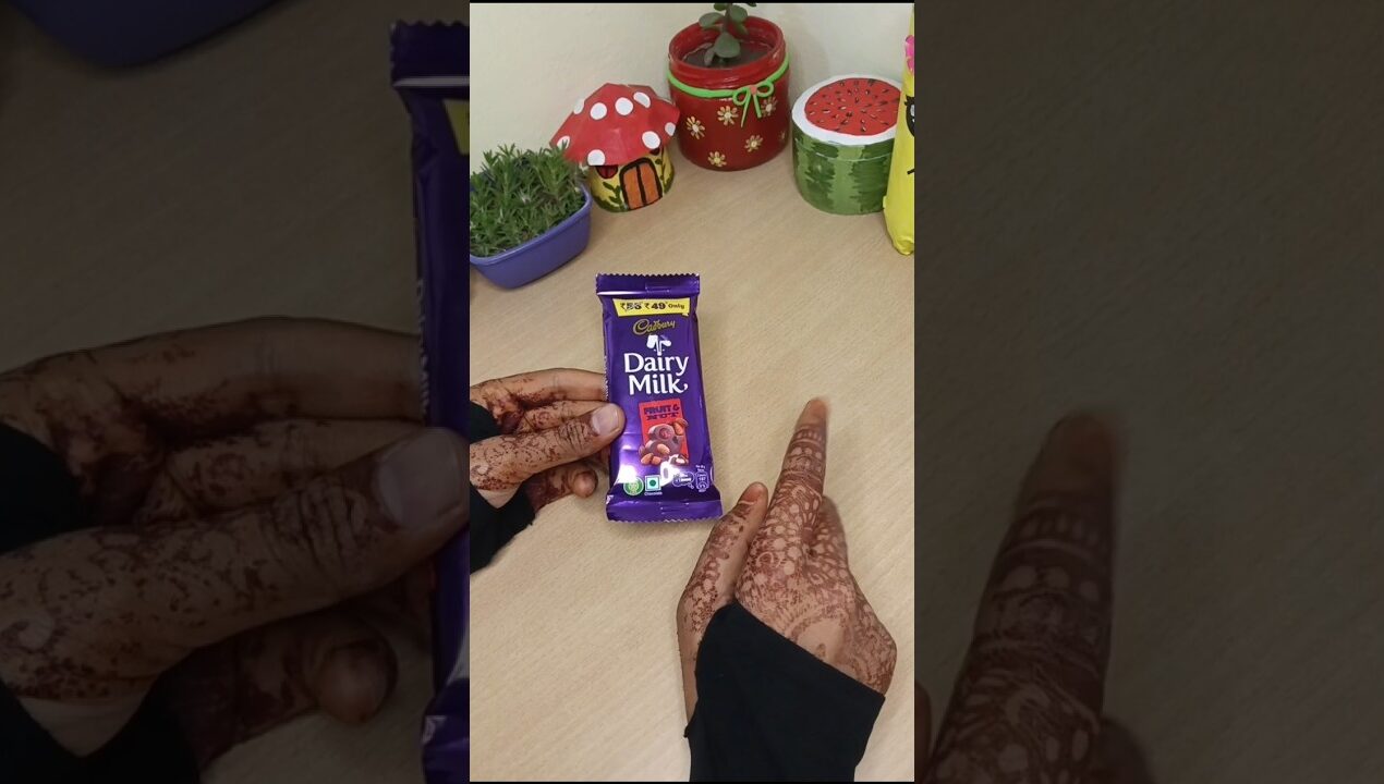 Chocolate packing ideas 💡 very easy step by step ✅#diy #artscraft #viralshort #shortsfeed #shorts