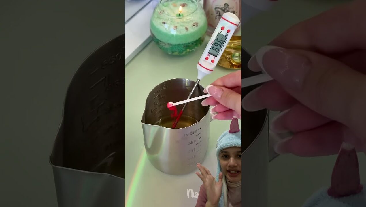 Review DIY lilin Cantikkk ‼️‼️🤩💖💖 #diy #lilin #fun #statisfying #diyideas  vidio by @NadiiaMi