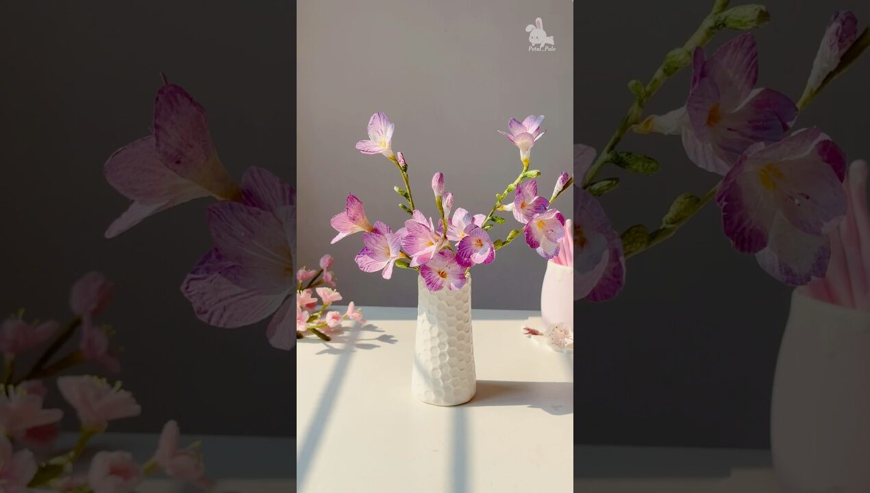 DIY Tissue paper freesia flowers✨💜|tissue ppaer crafts|#shorts #handmade #craftideas