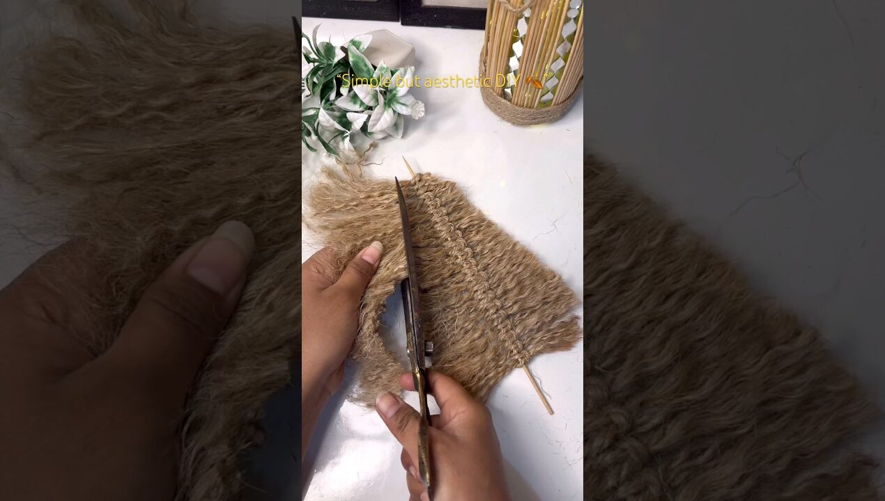 Sutli se Banaye Beautiful Dry Leaf Bottle 🌿 | DIY Aesthetic Decor #art  #viral #homedecor #handmade