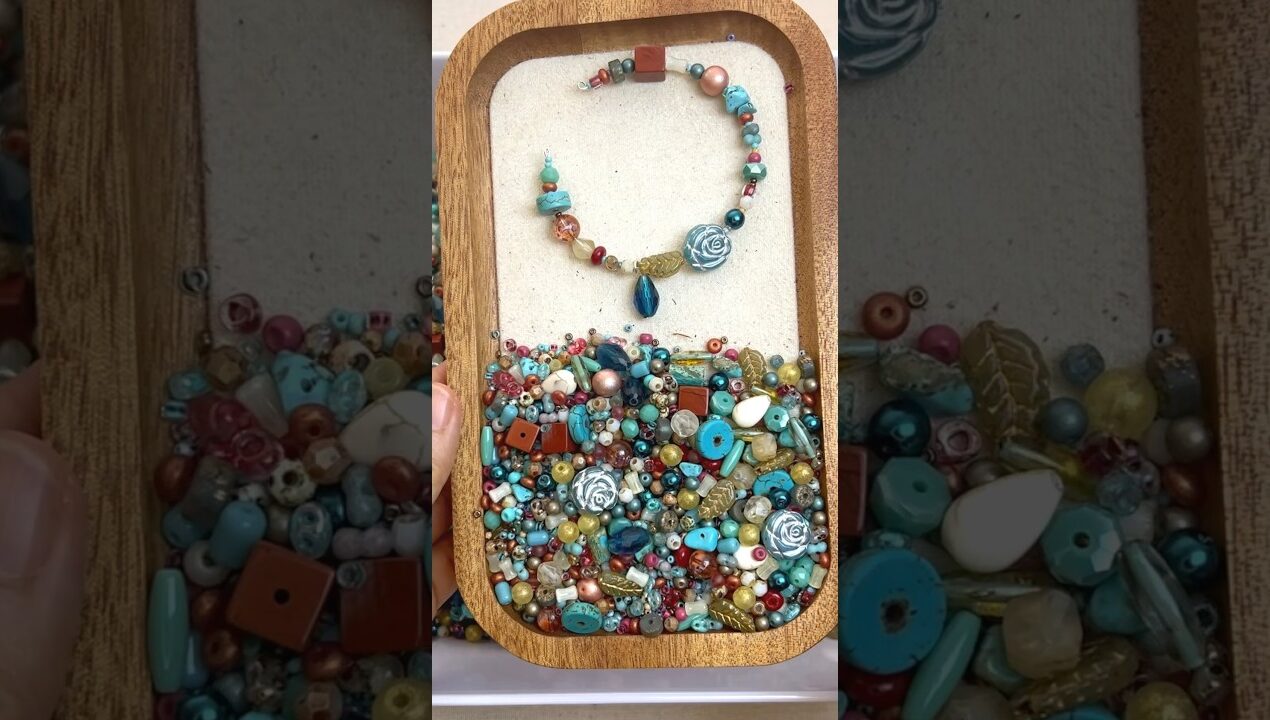 Vintage oil painting–inspired bead soup mix #beadsoup #diybeads #diyideas #diyjewelry #crafting #diy