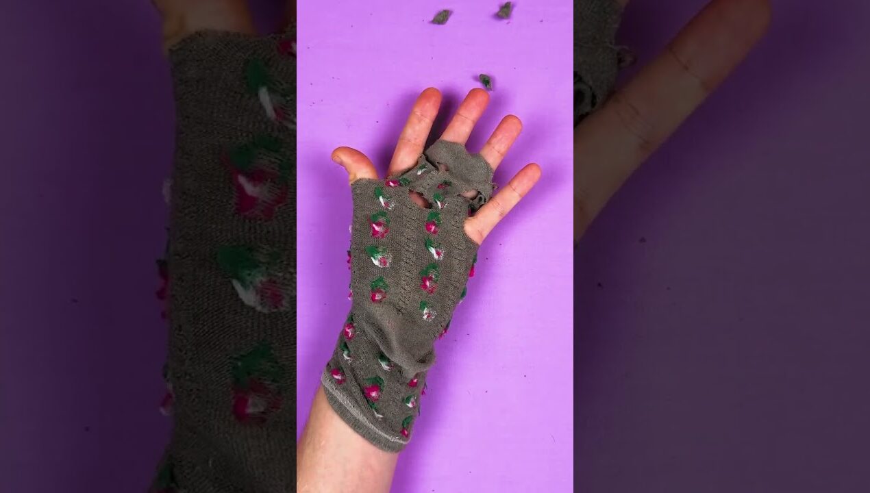 Old sock squishy 😄 DIY Sock Squishy 🧦🎉 #diy #craftideas