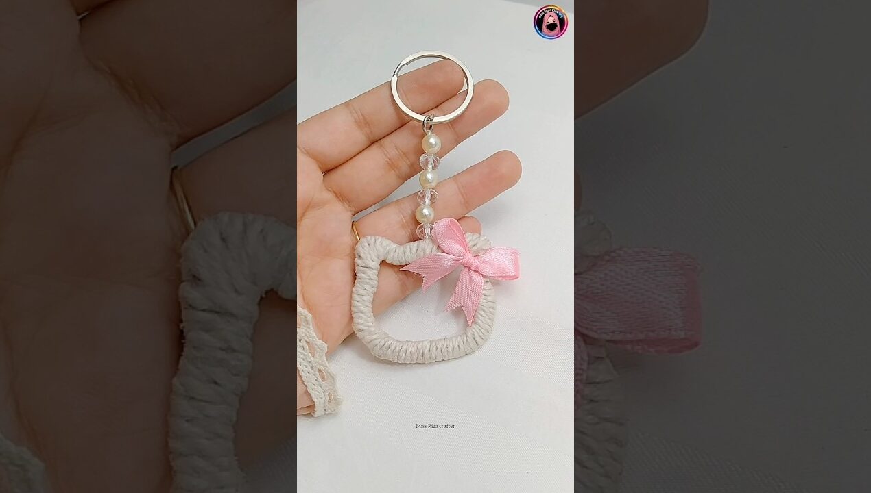 DIY Hello Kitty Keychain 🤩 #diy #shorts #keychain