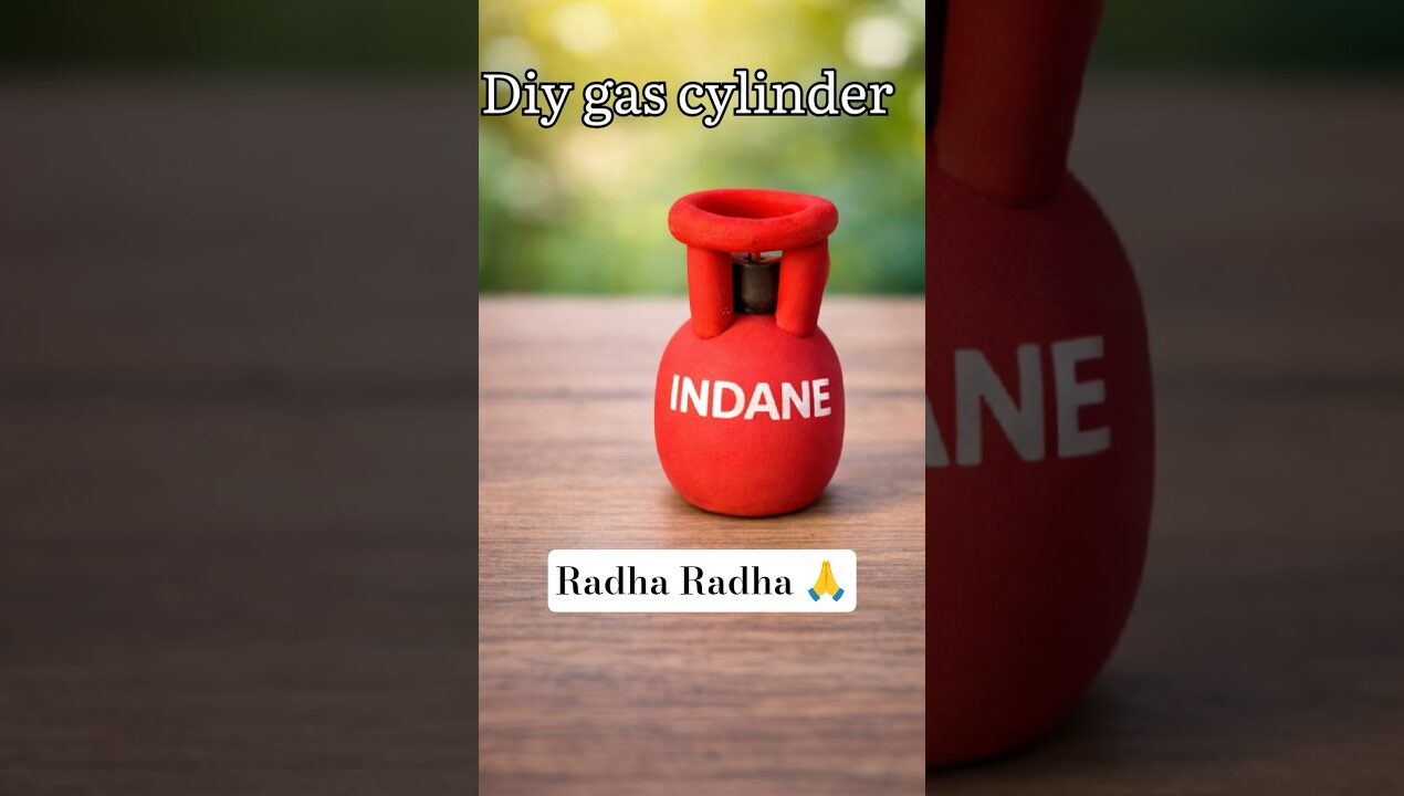Diy mini gas cylinder/miniature clay craft ideas #shorts #diy #claycraft #miniature #youtubeshorts