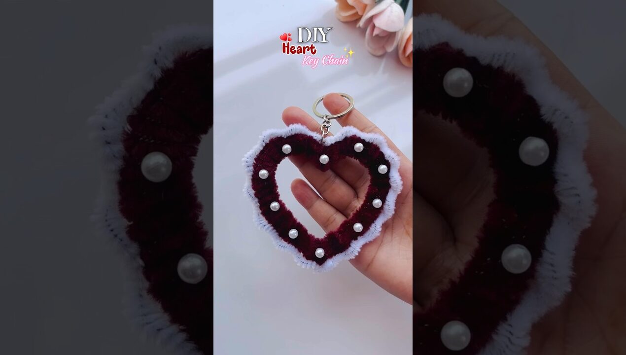 DIY Cute💕 Keychain | DIY Heart ❤️ Keychain #diy #keychain #keychainideas #diykeychain #craft