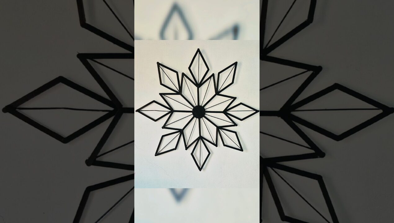 Beautiful wall decoration ideas |Ice-cream stick craft| Aesthetic room decoration ideas #DIY #crafts