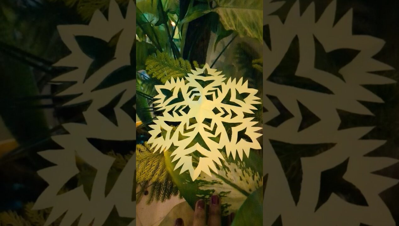 DIY paper cutting 💫✨ #OrigamiArtistry #OrigamiDesign #papercutting #viral #craftideas #ytshorts #diy