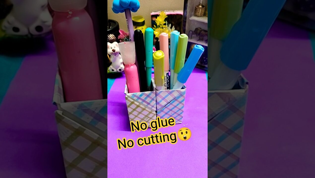 Paper hack 😲#diy #penholder