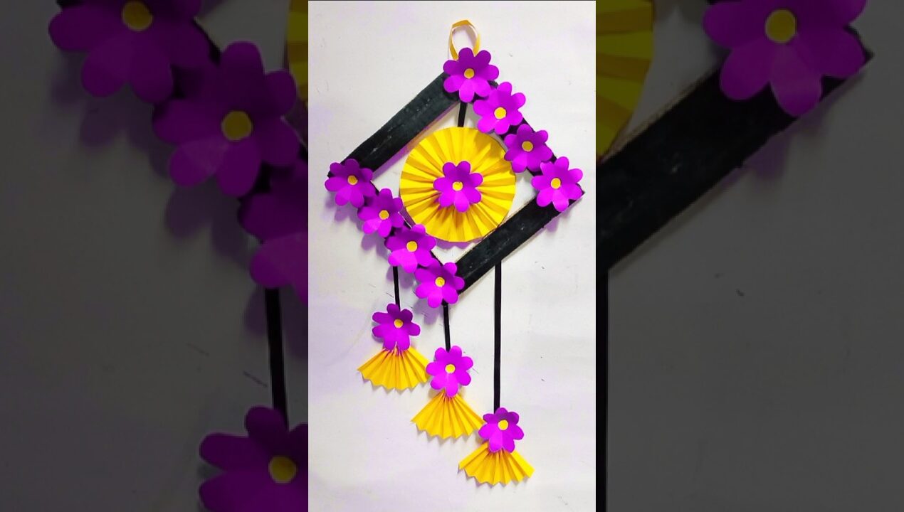 Beautiful Paper Wall Hanging / DIY Wall Hanging Craft #shorts #youtubeshorts #homedecor #craft #diy