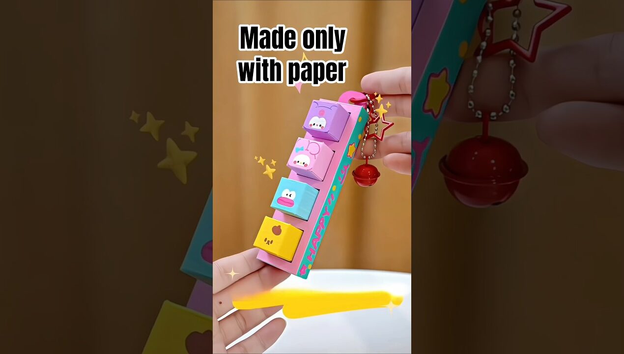 😍🔥 Viral Paper Keychain #diy#keychain #craft #papercraft #viral