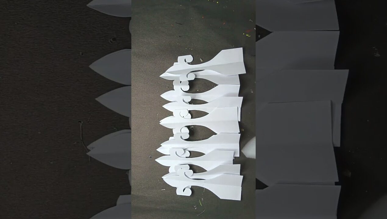 Beautiful snowflake Idea with colour paper 😲🤍#diy #homedecor #craft #shorts #trending #snowflakes