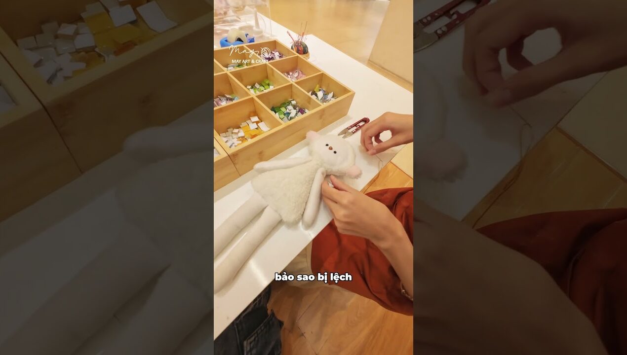 Mẹo khâu tay bé cừu – DIY cùng thú bông vải Tiệm Tạp Hóa Nhà May