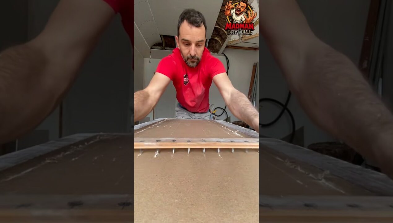 Did you know this trick to bend drywall #handyman #diy #craftsmanship #construction #doityourself