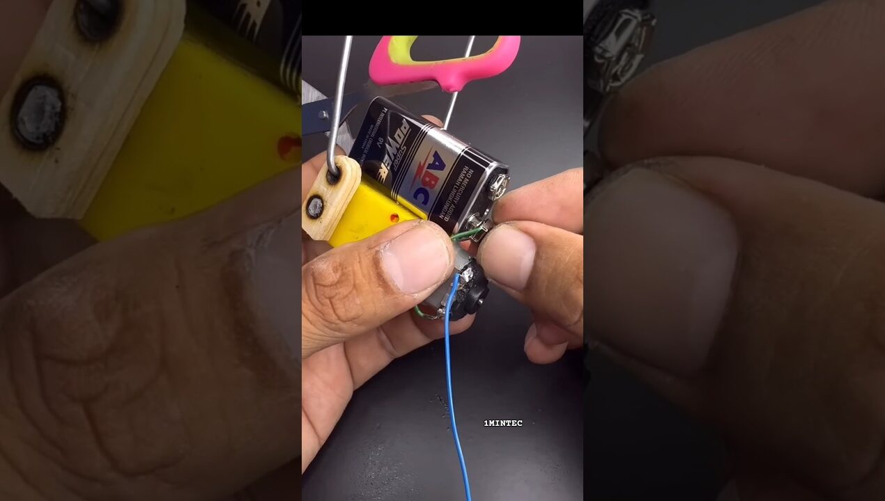 Amazing DIY electric scissor #shorts #viral #electrickscissor #diy
