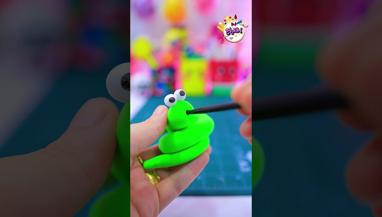 شكل بسيط بصلصال الفوم نفذوه مع الاطفال ❤  #اختراع  #Shorts# #diy #recycling #craft #art #ideas #fwp