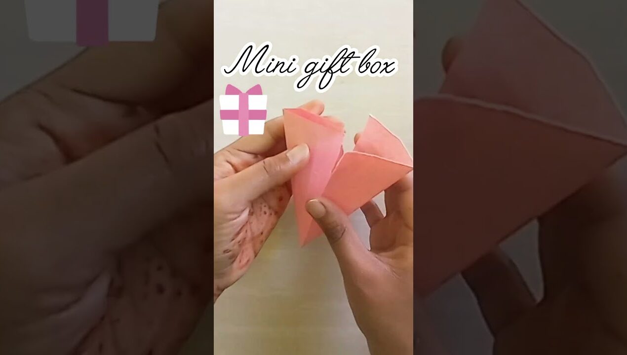 DIY Mini Gift Box 🎁 | Easy Handmade Gift Box in 5 Minutes#DIYGiftBox #MiniGiftBox
