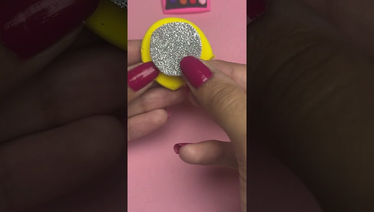 DIY makeup kit for my doll#doll #makeup #makup #ideas #clay #diy #viral #viralvideo #viralshorts