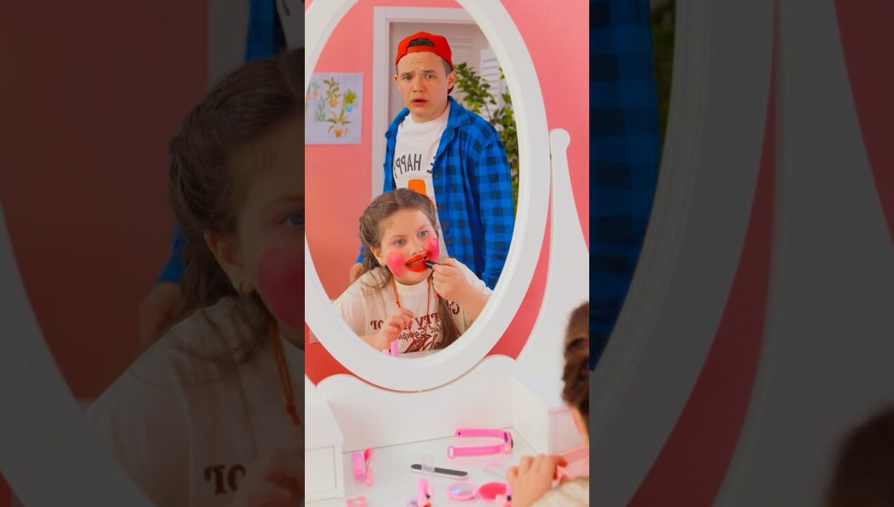 💄 DIY Makeup Bag! Perfect for Pretend Play Fun! 🎀✨ #shorts #kids