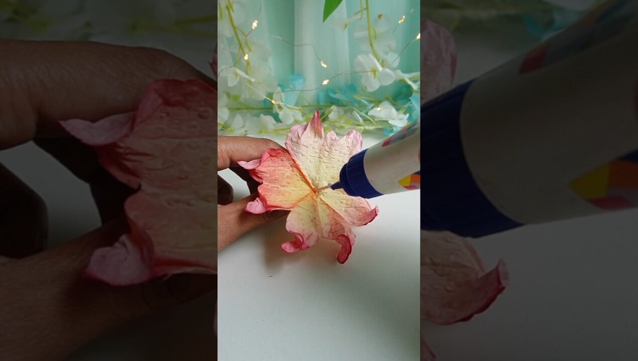 How to Make Hydrangea Flowers Easily/DIY Flowers Making Ideas With Tissue Paper/#diy #craft #shorts