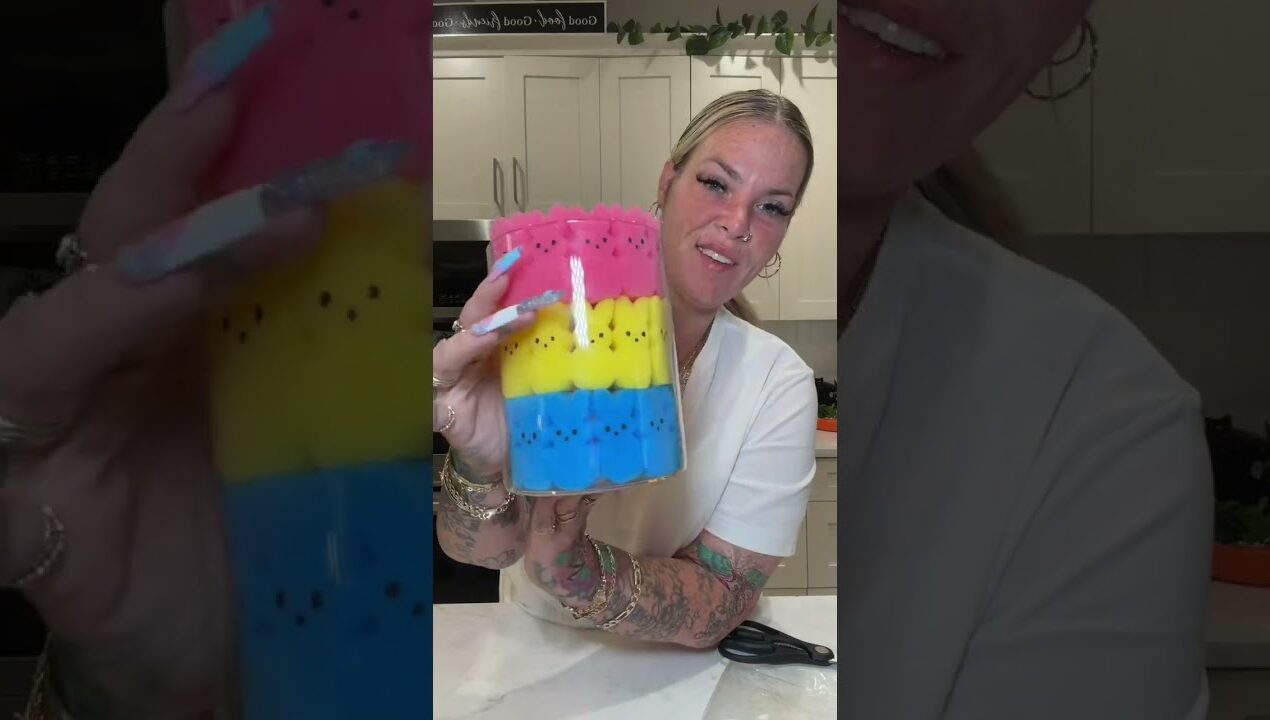 Lets play Pinterest lol ￼#pinterest #easter #peeps #mamacookie #diy